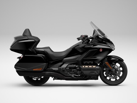 Honda Gold Wing 2023 002