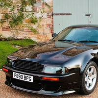 Este Aston Martin V8 Vantage V550 perteneció a Elton John, y podría venderse por medio millón de euros