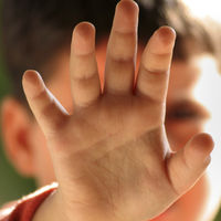 Los niños, víctimas silenciosas de la violencia de género