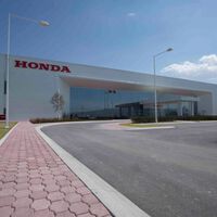 Honda apaga motores en México: la planta de Celaya detiene producción por falta de chips
