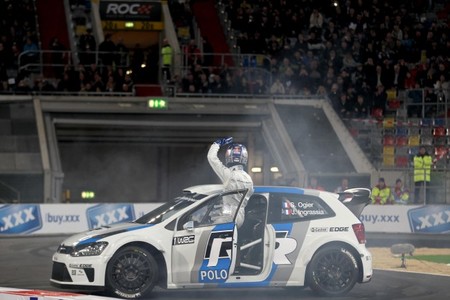 Sébastien Ogier se prepara para el asfalto compitiendo en la Scirocco Cup