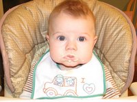 Las primeras cucharadas del bebé