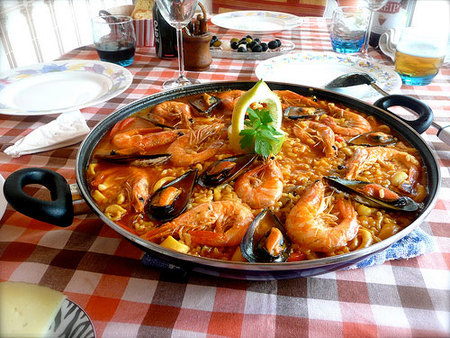Cómo cocinar una paella