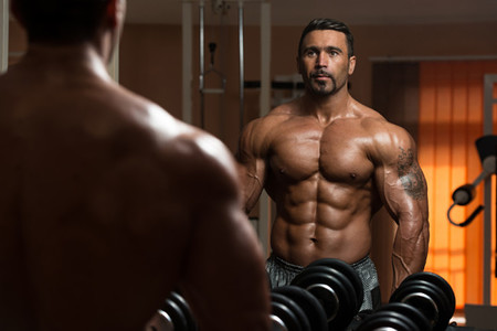 Conoce cómo debe ser tu entrenamiento si quieres ganar músculo