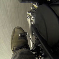 Hace 55 años las motos tenían el cambio a la derecha, pero los japoneses decidieron que era hora de poner orden 