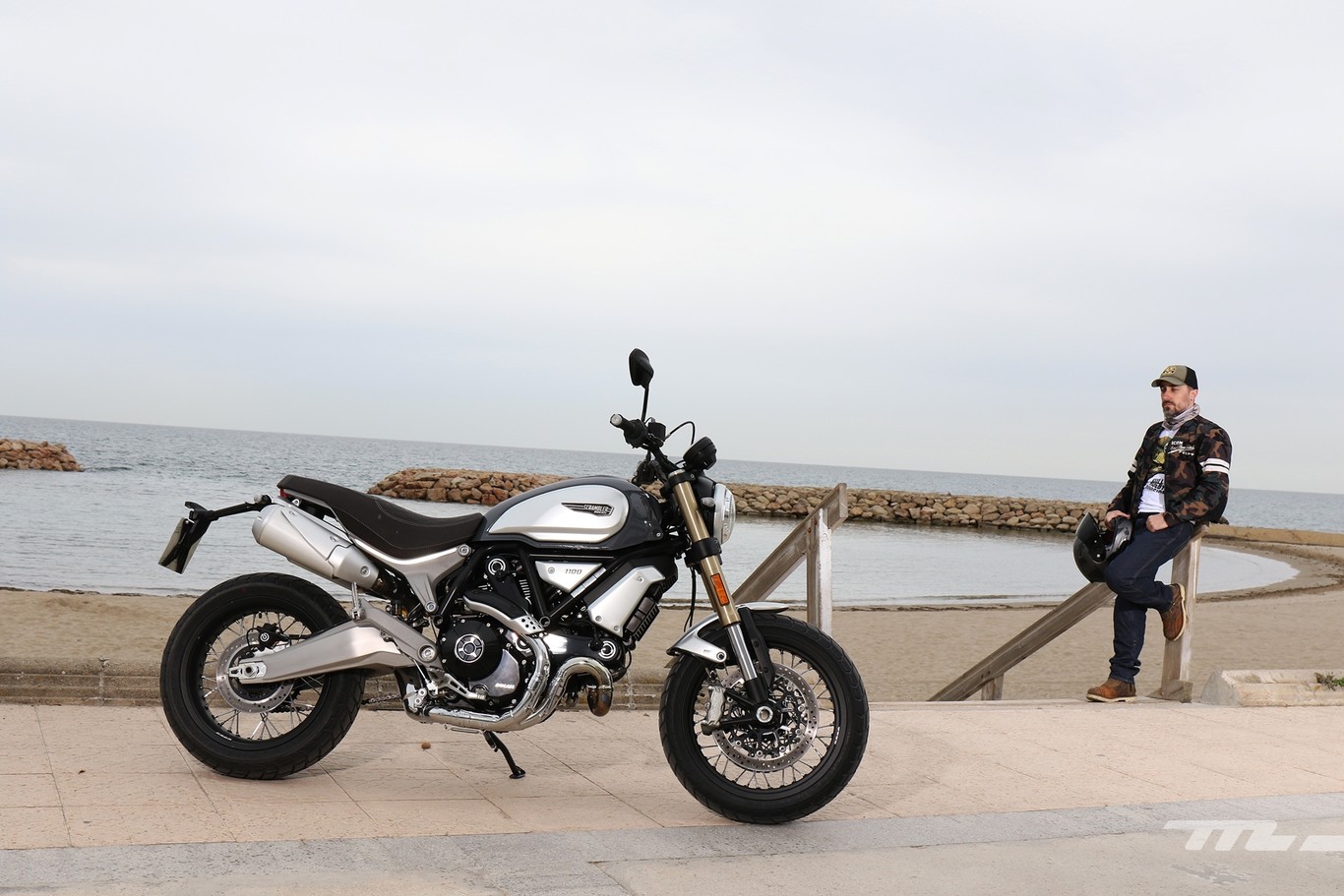 Probamos la Ducati Scrambler 1100: Clásica por fuera pero más divertida y tecnológica que nunca