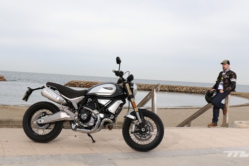 Probamos la Ducati Scrambler 1100: Clásica por fuera pero más divertida y tecnológica que nunca