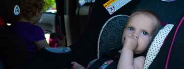 Olvidarse a un hijo en el asiento trasero del coche hasta su muerte. ¿Crimen o accidente?