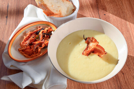 Crema De Chirivia Con Lascas De Bacon Crujiente