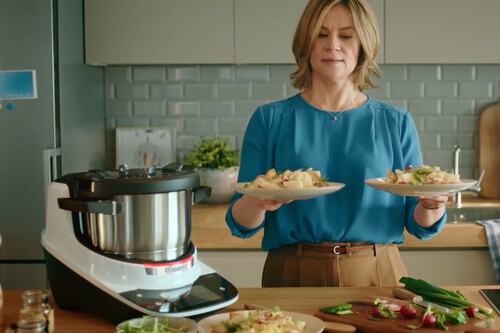 La alternativa a la Thermomix se llama Cookit y llega con 200 euros de descuento: cocina sano (y rápido) con el nuevo robot Masterchef Bosch