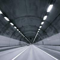 Italia ha empezado a construir el mayor túnel submarino de Europa, un proyecto monumental que "ahorrará a los conductores más de un millón de horas de viaje cada año"