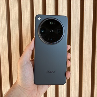OPPO Find X8 Ultra, primeras impresiones: el trono del mejor móvil fotográfico de 2025 tiene un nuevo y duro aspirante
