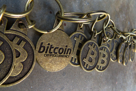 El sistema financiero busca su gallina de los huevos de oro en la tecnología de las criptomonedas