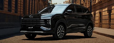 Camioneta SUV de marca china, pero "hecha en México". Tiene 5 años de garantía y motor de 4 cilindros 