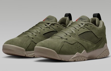 Las Zapatillas Color Pantano De Nike Rebajadas A Mitad De Precio Son Ideales Para El Entretiempo Y Llevarlas De La Ciudad Al Campo Sin Problemas