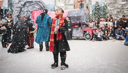 El aeropuerto de Singapur se ha transformado en el mágico mundo de Harry Potter 
