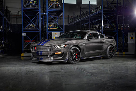 64.000 dólares para 180 kg menos: es la dieta de la fibra de carbono de este Shelby GT350R