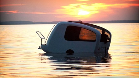 ¿Te vienes a navegar un rato con mi caravana?