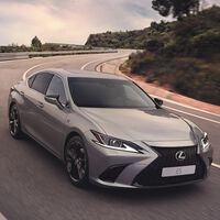 El Lexus ES 300h estrena nueva voz y conexión a la nube y sigue con la mecánica híbrida de siempre