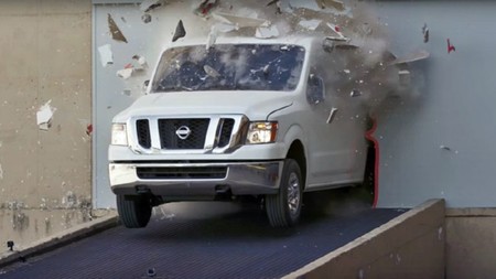 Autónomos y comercio electrónico han disparado la siniestralidad de furgonetas, según un estudio