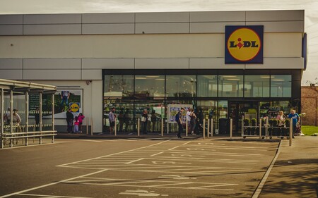 Ofertas Lidl con descuentos de hasta el 40% en sillas de coche Cybex, batidoras Braun o freidoras Salter