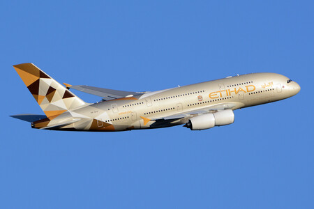 Etihad Airways Airbus A380 861