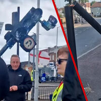 Londres se ha llenado de cámaras para multar a los coches más contaminantes, así que los conductores han buscado soluciones alternativas: sierras portátiles