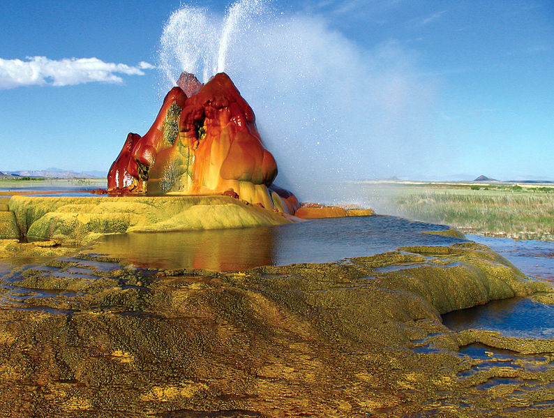 Fly Geyser, un espectacular géiser multicolor en Nevada