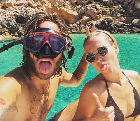 Las vacaciones de los famosos: de las de Ana Fernández y su chico, a las de Dani Mateo jugando al despiste con Teresa Bass