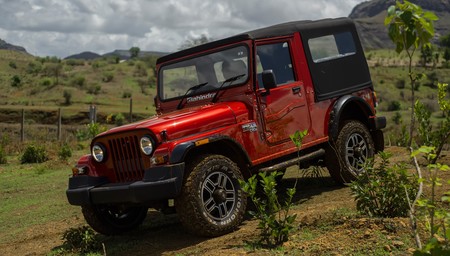 Nunca lo imaginamos, una fábrica de autos indios en Detroit. Mahindra inaugura su nueva planta en Estados Unidos