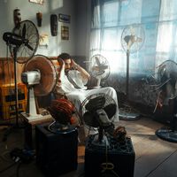 El calor aprieta y enciendes el ventilador durante horas cada día. Esto es lo que te costará en la factura de la luz 