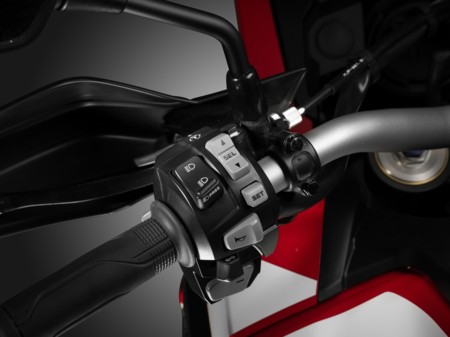 Honda Crf1000l Africa Twin 004