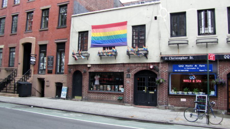 Stonewall Inn, nombrado monumento histórico de Nueva York