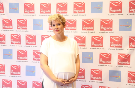 "No soy menos/peor madre por haber dado a luz por cesárea", Tania Llasera responde a las críticas de algunas seguidoras