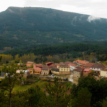 Un Madrid diminuto de 15 habitantes: está en Burgos en uno de los valles más espectaculares de Castilla y León
