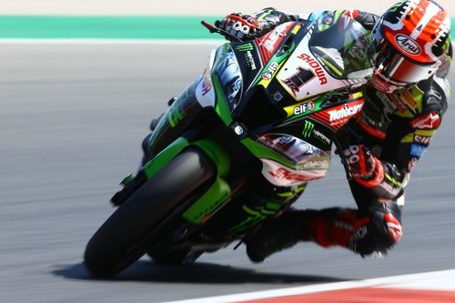 Jonathan Rea arrasa en Portimao pese a una brutal remontada de Álvaro Bautista