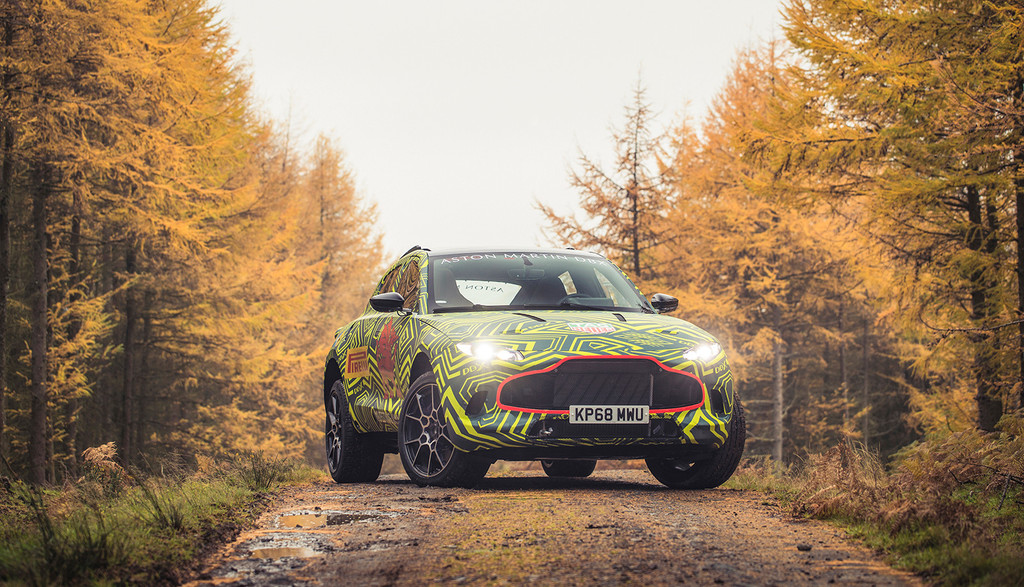 Este es el Aston Martin DBX, el primer SUV de la marca inglesa que ya está en fase de pruebas