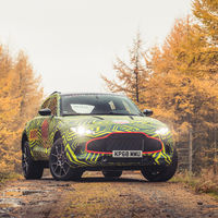 Este es el Aston Martin DBX, el primer SUV de la marca inglesa que ya está en fase de pruebas
