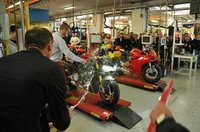 La primera Ducati 1199 Panigale sale de la cadena de montaje 