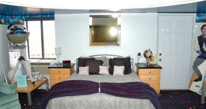 astronomersinn1.jpg