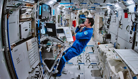 Chinese Eva 1 Space Station 1