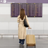 Un estudio revela la mejor hora para viajar en avión y suena a madrugón
