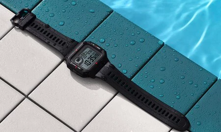 Regalar un reloj deportivo con prestaciones inteligentes como el Amazfit Neo sale muy barato: MediaMarkt lo tiene por sólo 29,90 euros