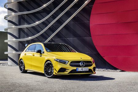 Mercedes-AMG A 35 4Matic, 306 hp para dar entrada a la gama AMG con forma de hot hatch