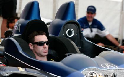 Simon Pagenaud será piloto reserva de Peugeot