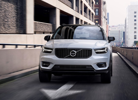 El Volvo XC40 Recharge PHEV, la versión híbrida enchufable, ya tiene precio en México