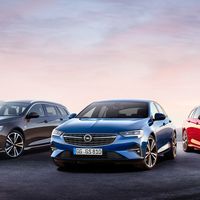 El Opel Insignia se renueva sutilmente, rebaja consumos y pierde 30 CV en la variante GSi