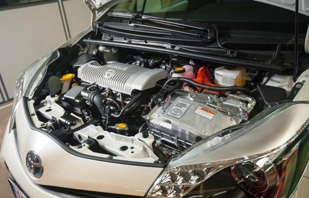 Prueba Toyota Yaris hybrid Motor