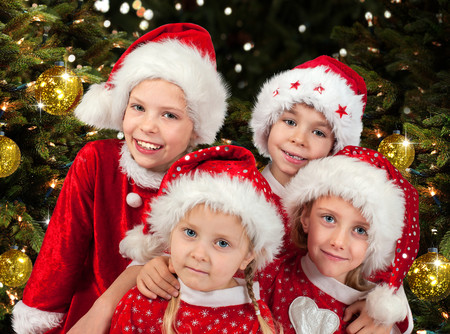 ¿Grabas el festival de Navidad de tu hijo? Piénsalo bien antes de compartir las imágenes de otros niños en las redes sociales