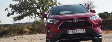 Probamos el Toyota RAV4 Plug-in para descubrir qué aporta una motorización híbrida enchufable al SUV 
